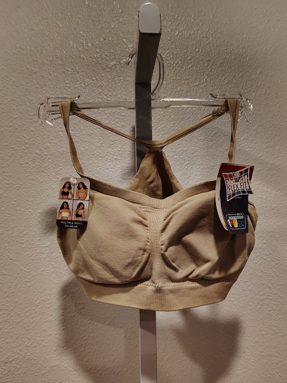 Hanes Ultimate Bra The Bandini Wire-Free Convertible Bra HU12 Size XS NWT